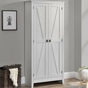 Meet your Posher, Tanya